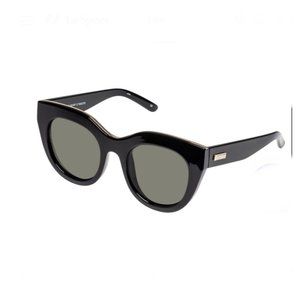 NEW Le specs AIR HEART BLACK and GOLD CAT-EYE SUNGLASSES